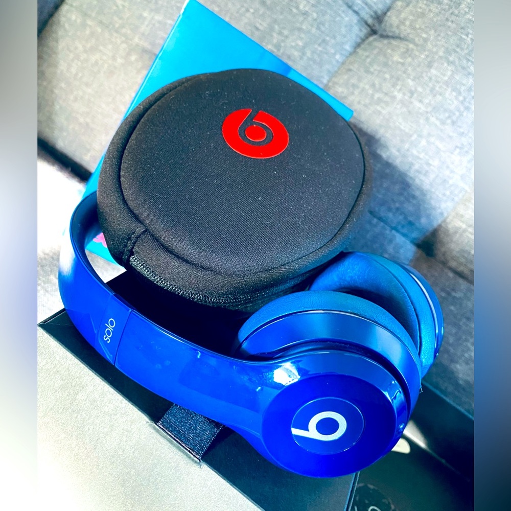 Blue Beats by Dre Solo2 Wireless headphones - Picture 5 of 10